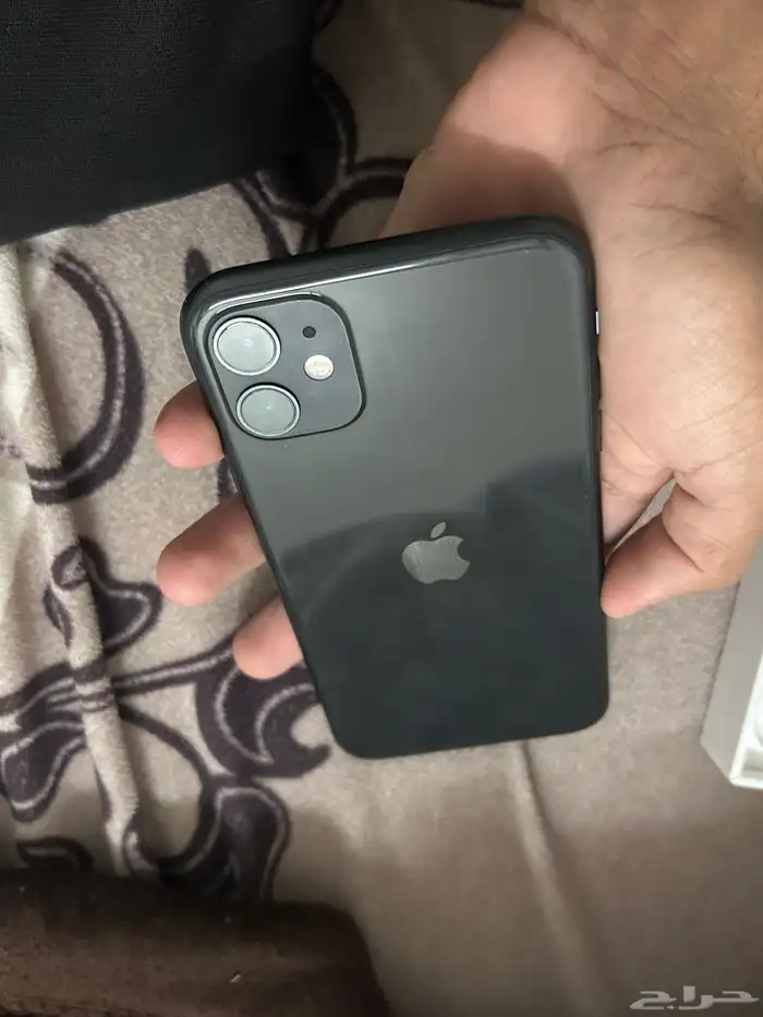 ايفون 11 4