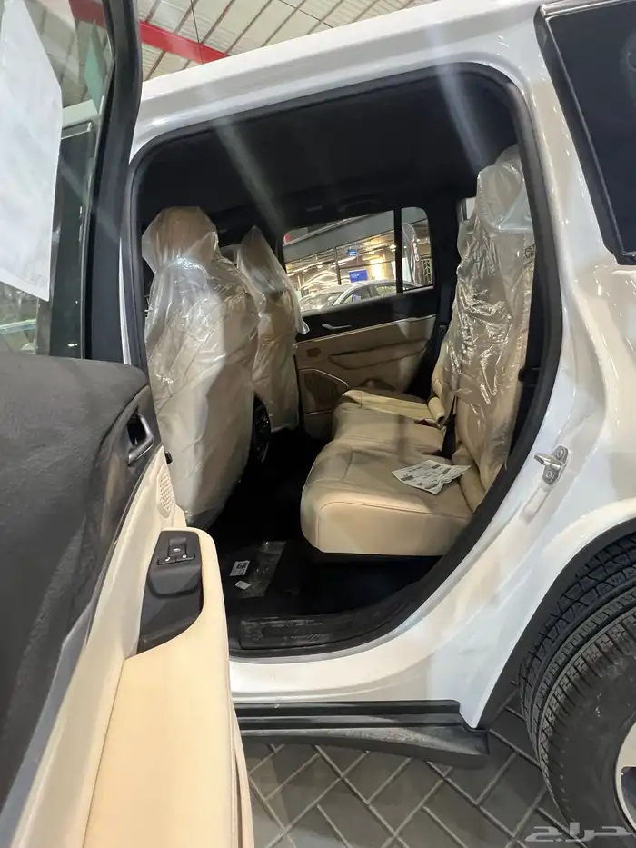 جيب جراند شروكي ليمتد 2023 7