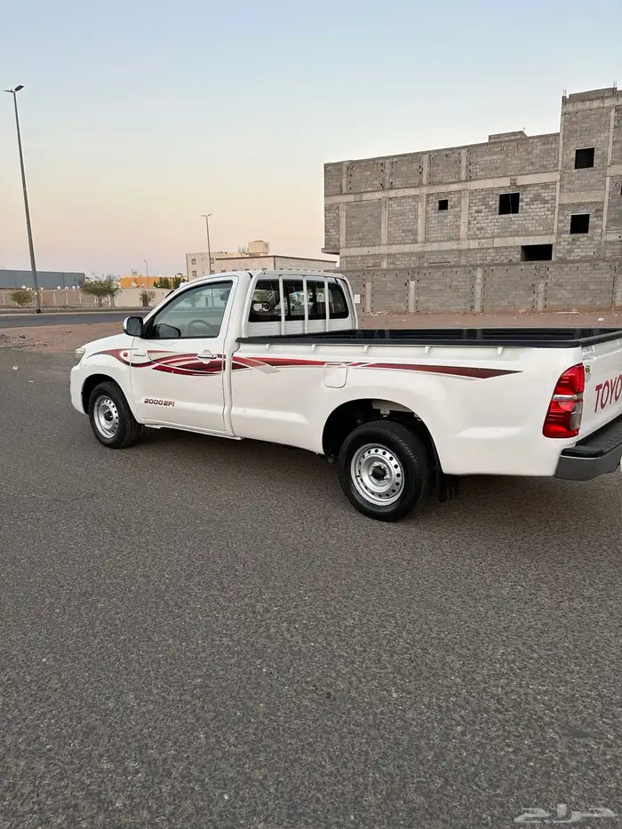 هايلوكس غماره مخزن شبه جديد2015 2