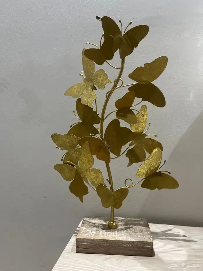 تحف لون ذهبي 4