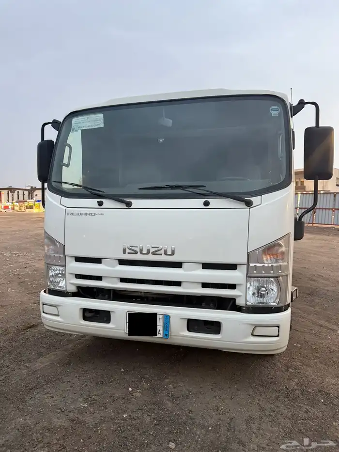 ايسوزو دينا سوبر جامبو مخزنه 2012 للبيع 0