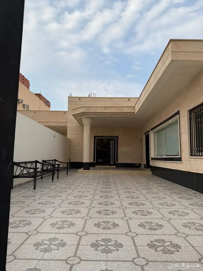 دور تاسيس شقتين للبيع 12