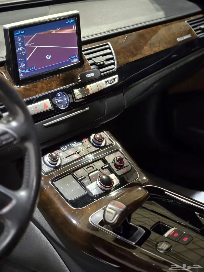 اودي A8-L موديل 2016 بحاله ممتازه 21