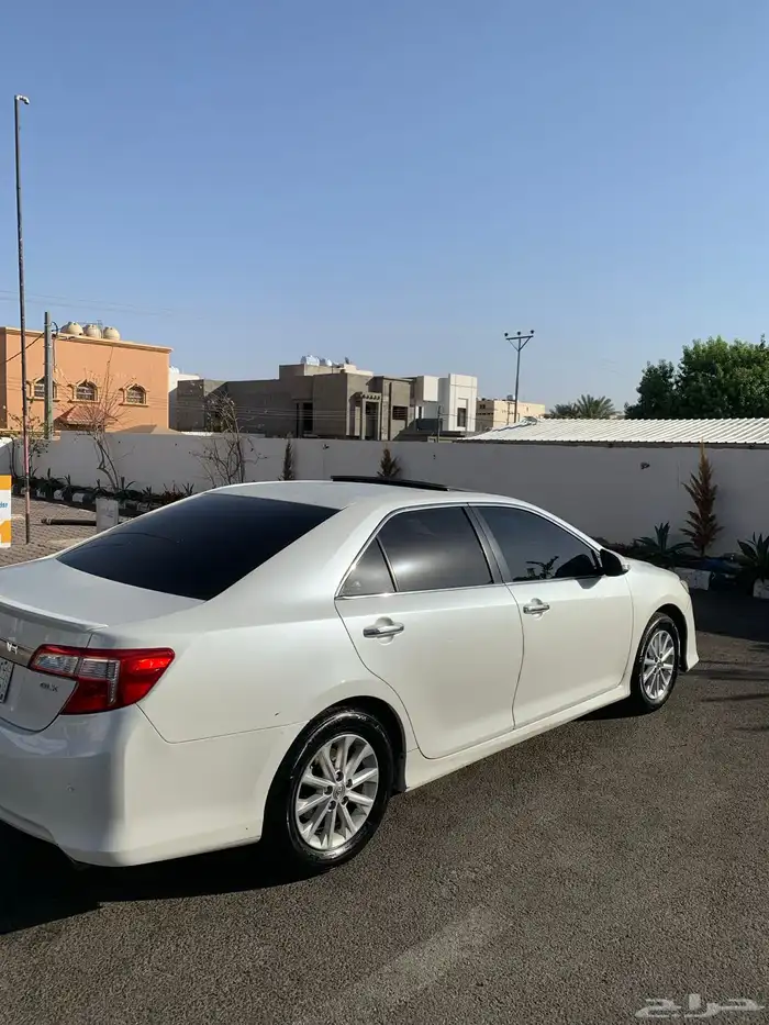 للبيع كامري 2012نضيف 4