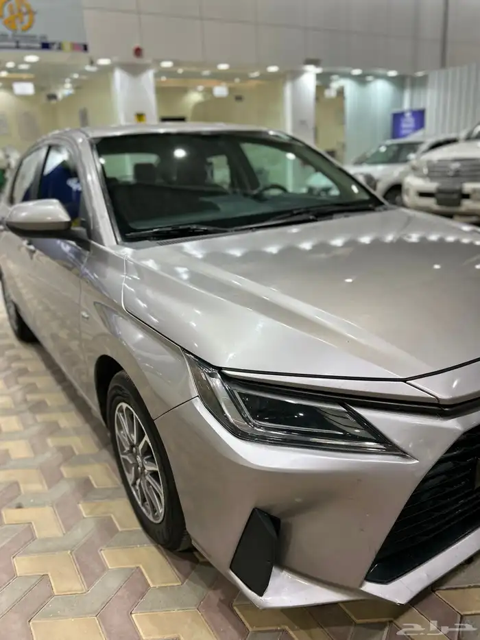 تويوتا يارس 9