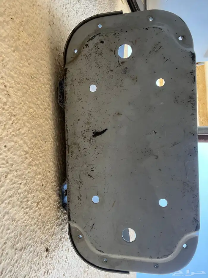 قطع غيار بترول نيسان 83 9