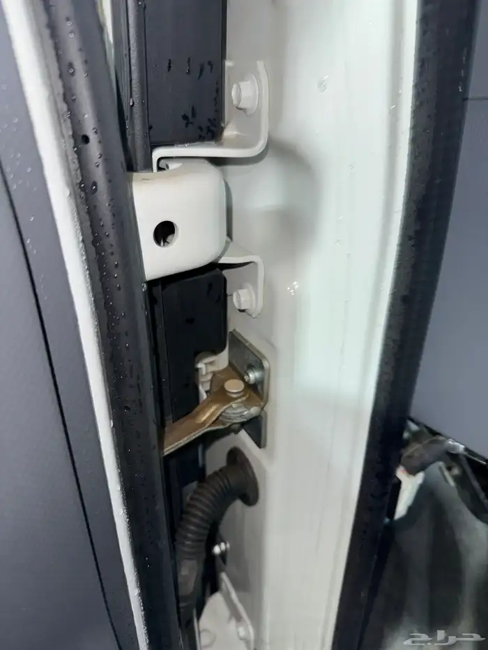 ايسوزو دينا سوبر جامبو مخزنه 2012 للبيع 25