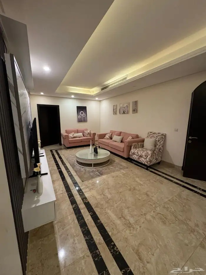 فيلا روف راقية للإيجار حي النهضة 14