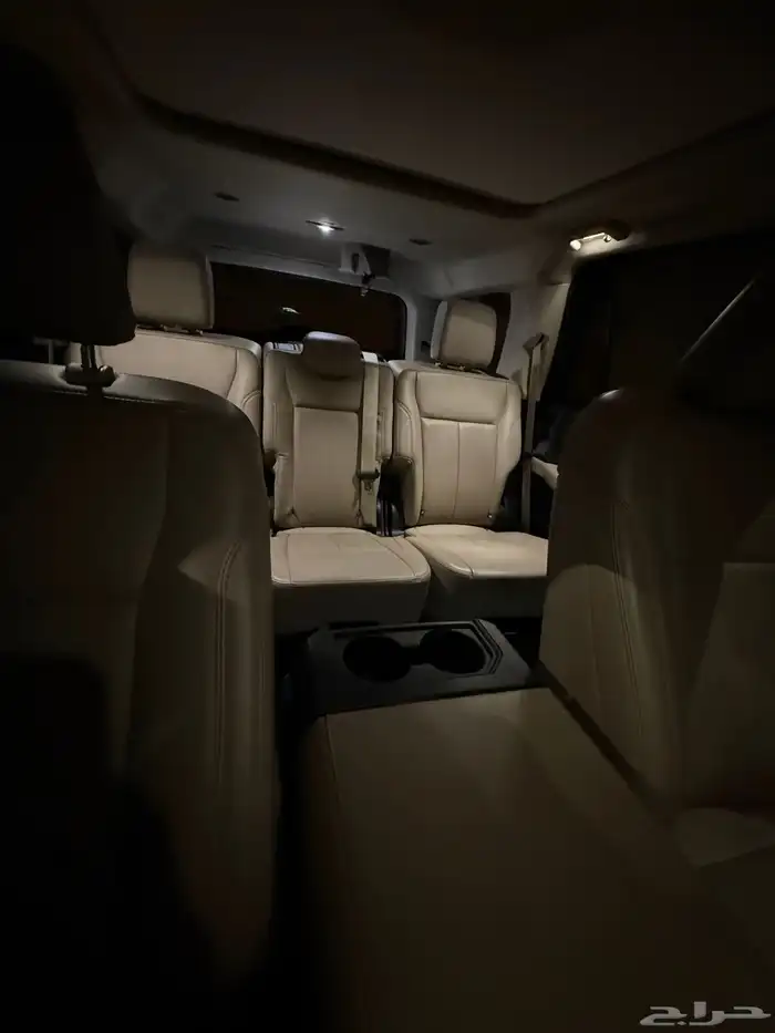 فورد اكسبيديشن xlt 4