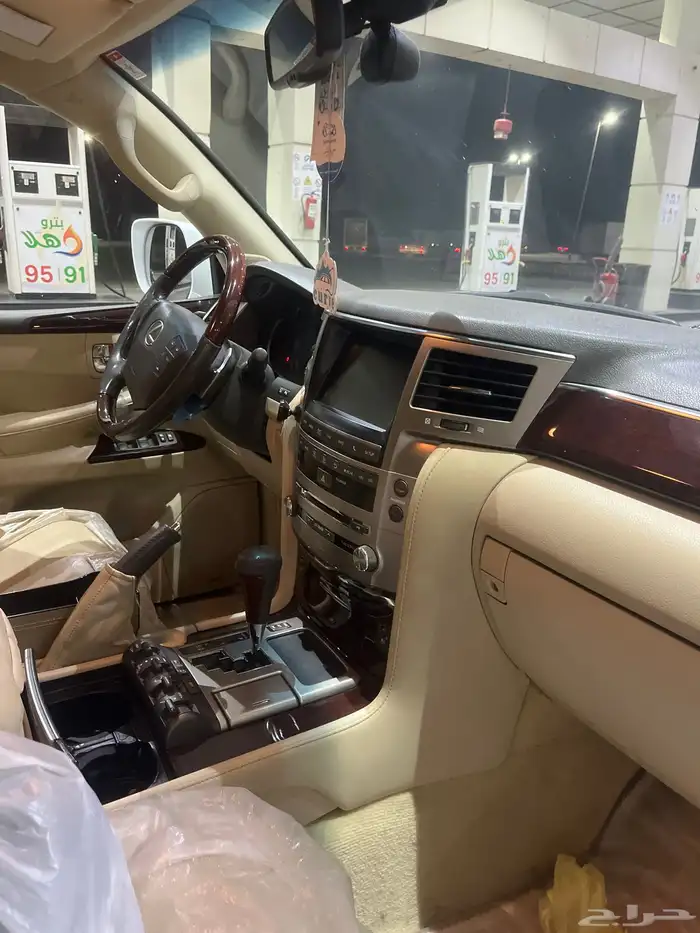 جيب لكزز 2015 3