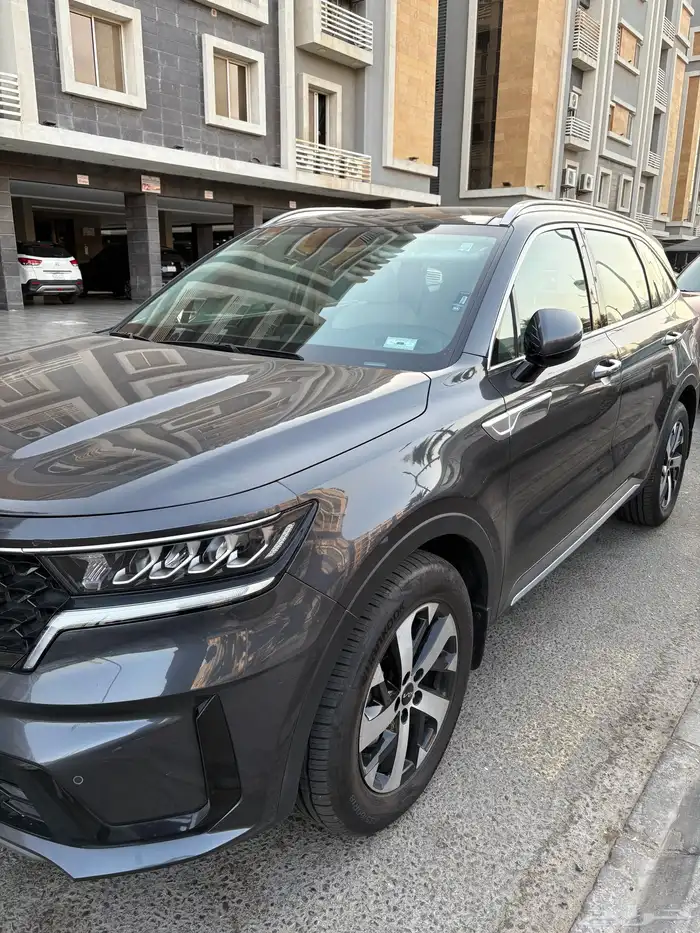 كيا سورنتو 2023 4