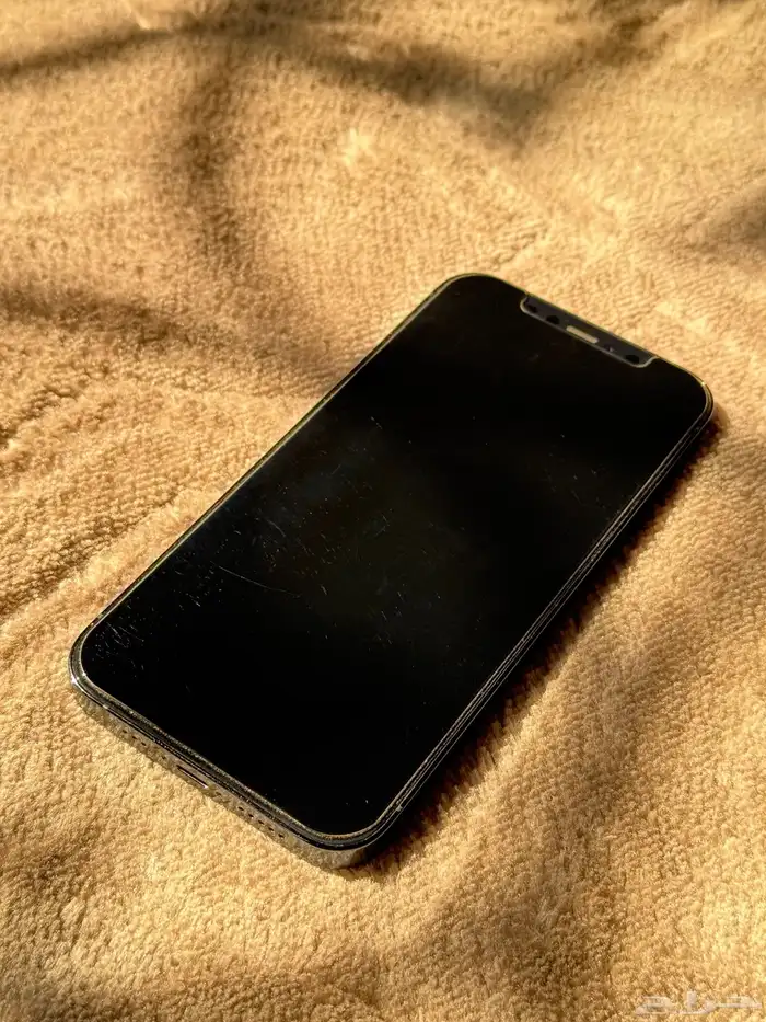 للبيع ايفون 12 برو 1