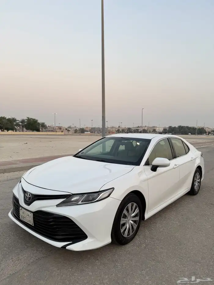 تويوتا كامري 2020 سعودي قمه بنصافه 10