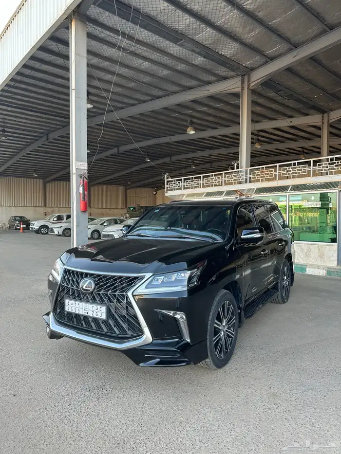 جيب لكزس موديل 2018 1