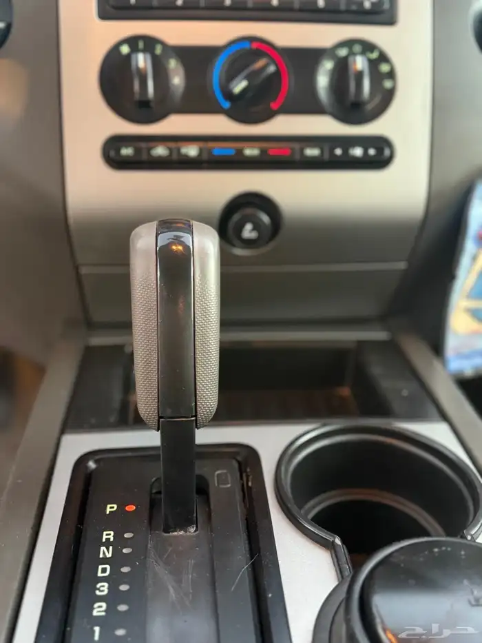 فورد اكسبديشن 2014 نظيف 28