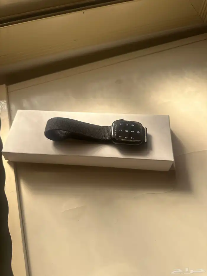 ساعه ابل جديده استخدام اقل من 4 اشهر 1