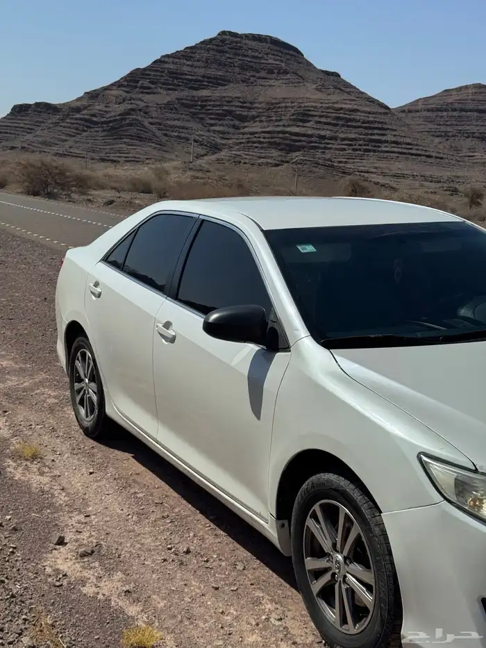 اعرض لكم كامري موديل 2014 0