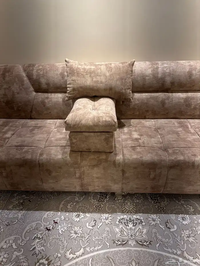 كنب للبيع ابها قابل للمفاوضة بالسعز 4