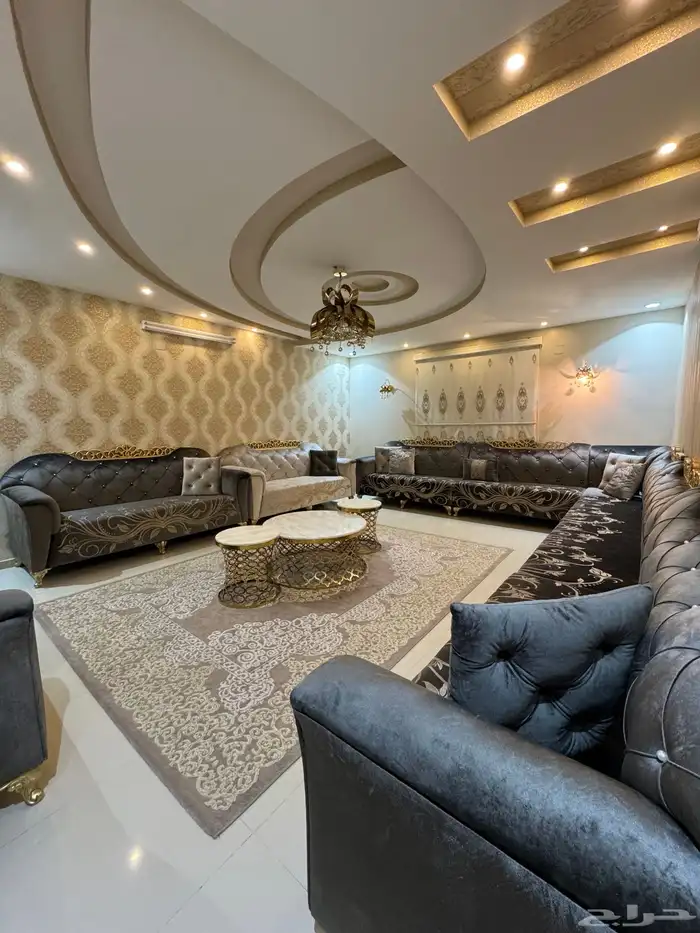 كنب كامل السعر قابل للتفاوض 1