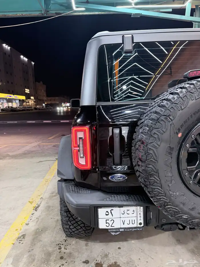 فورد برونكو وايلد ترك ساسكواتش 12