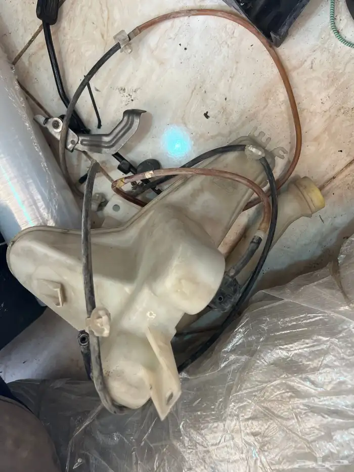 قطع غيار هايلوكس 2006-2011 2