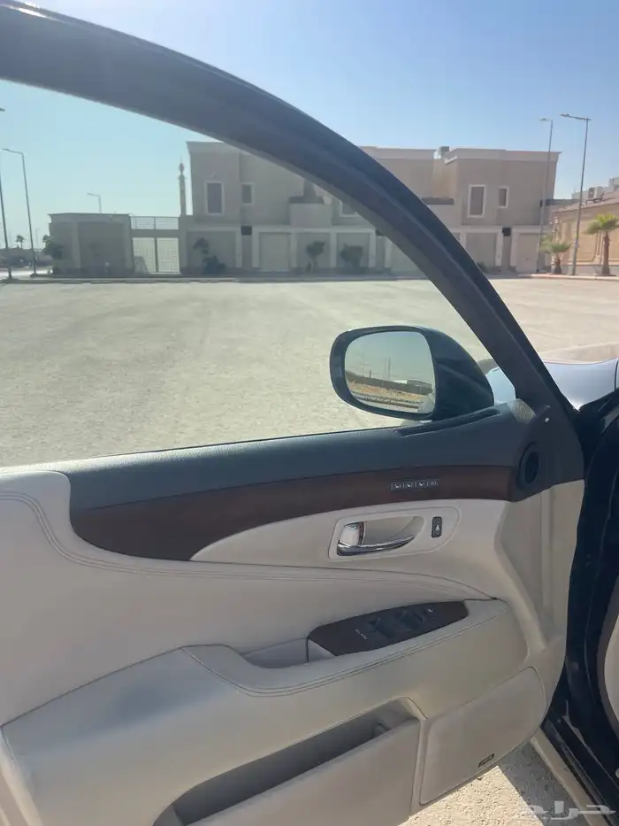 لكزس سعودي لاراج 15