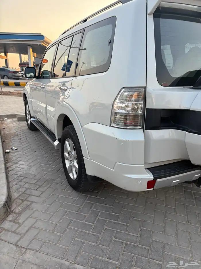 للبيع جيب باجيرو موديل 2018 فل كامل مكينة 3500 5