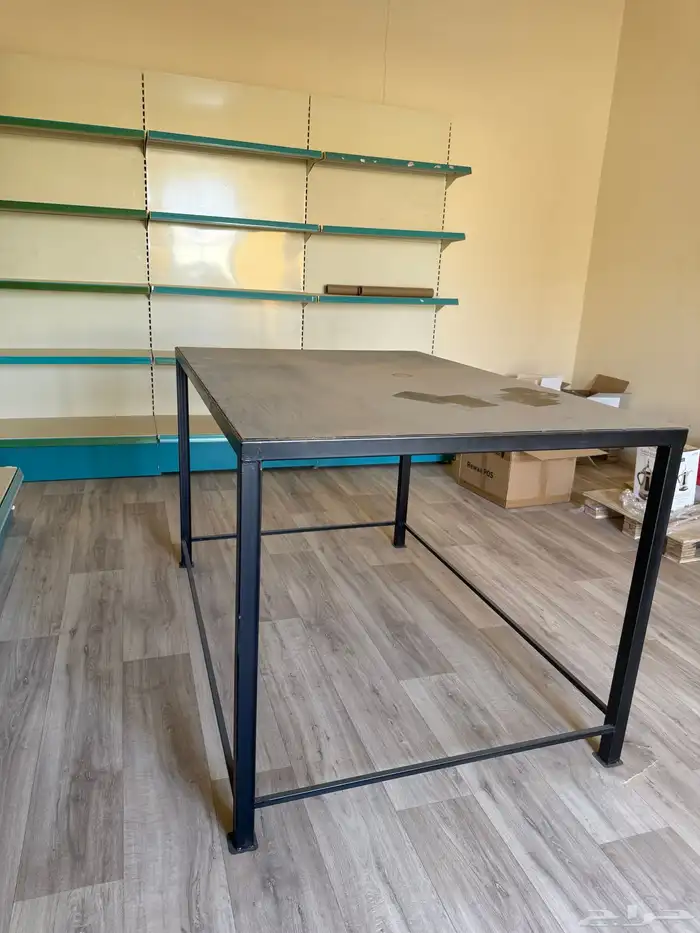 طاوله تجهيز حديد جديده 0