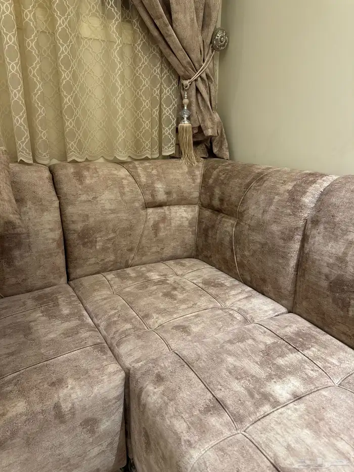 كنب للبيع ابها قابل للمفاوضة بالسعز 5