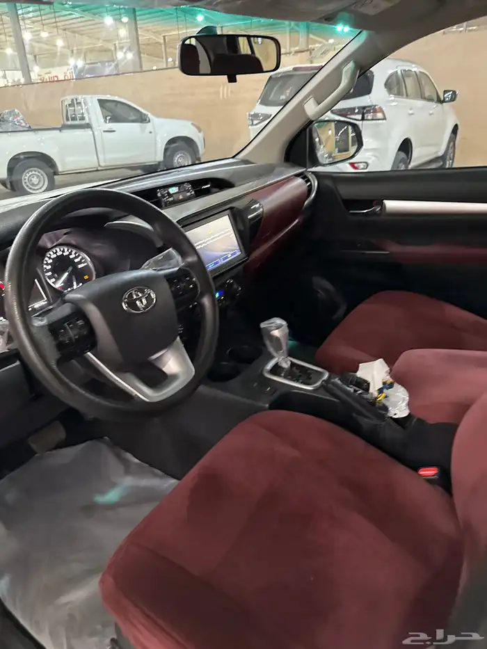 تويوتا هايلوكس غمارتين دبل اتوماتيك موديل 2022 8