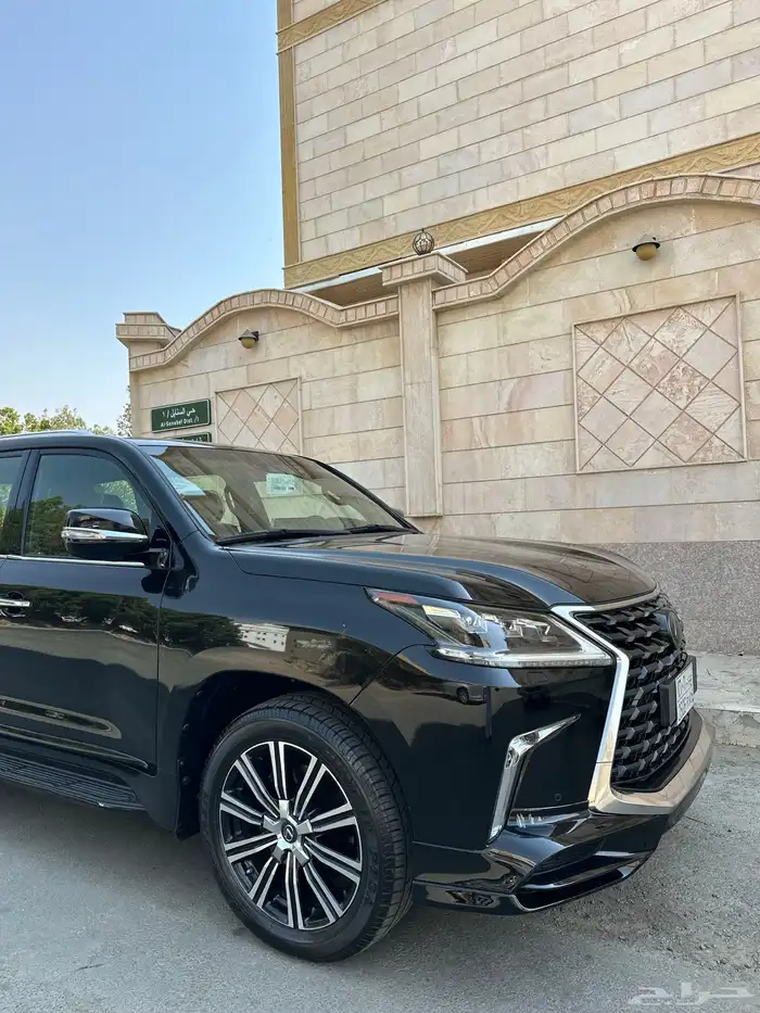 لكزس LX570 سعودي 2021 6