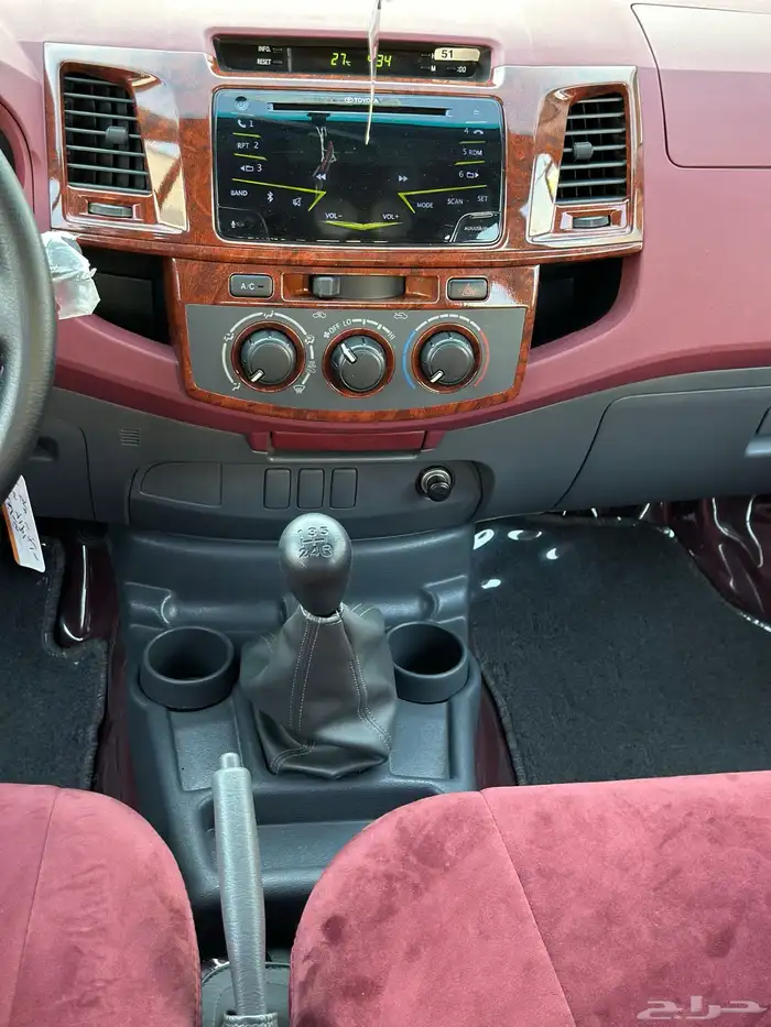 هايلوكس غمارتين بنزين مديل 2015 GLX مخزن 16