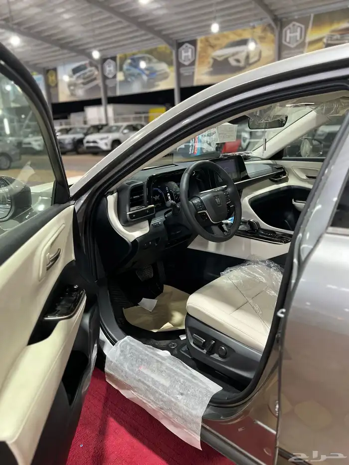 تويوتا   كروان برستيج هايبرد 2026 جديد سعودي 146.600شامل 5