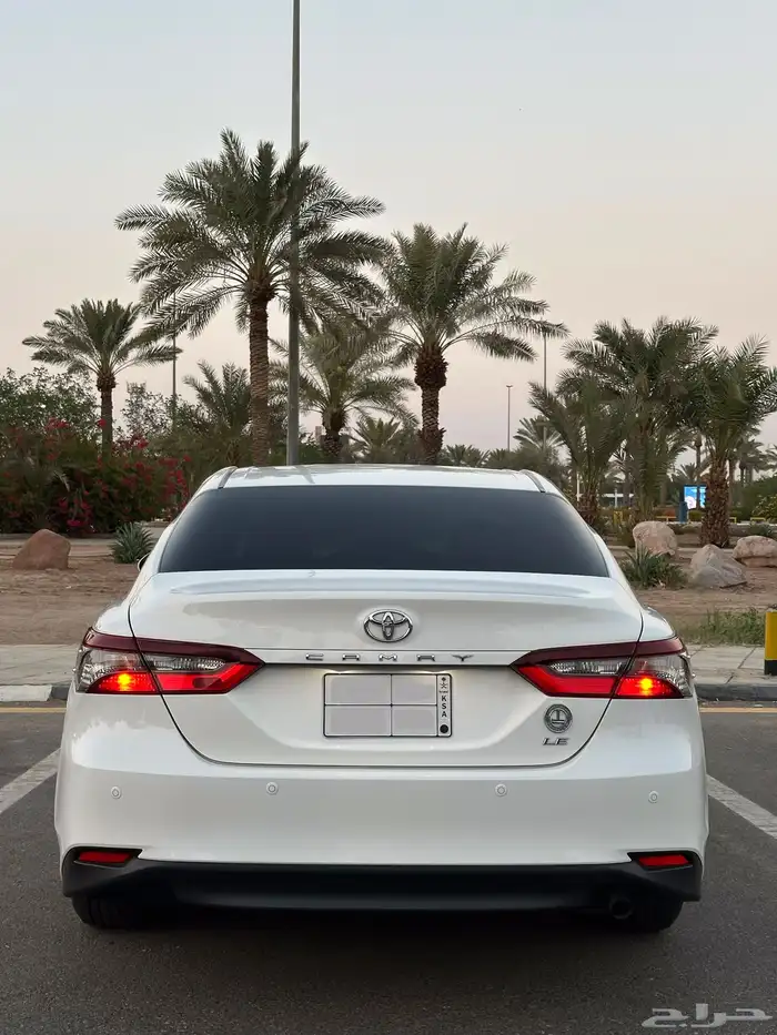 كامري 2022 ممشى 6500 فقط 8