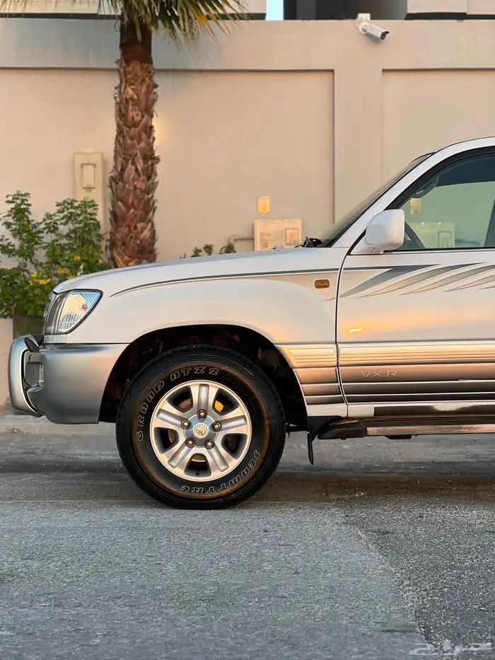 لاندكلوزر VX.R 2003 نضيف 19