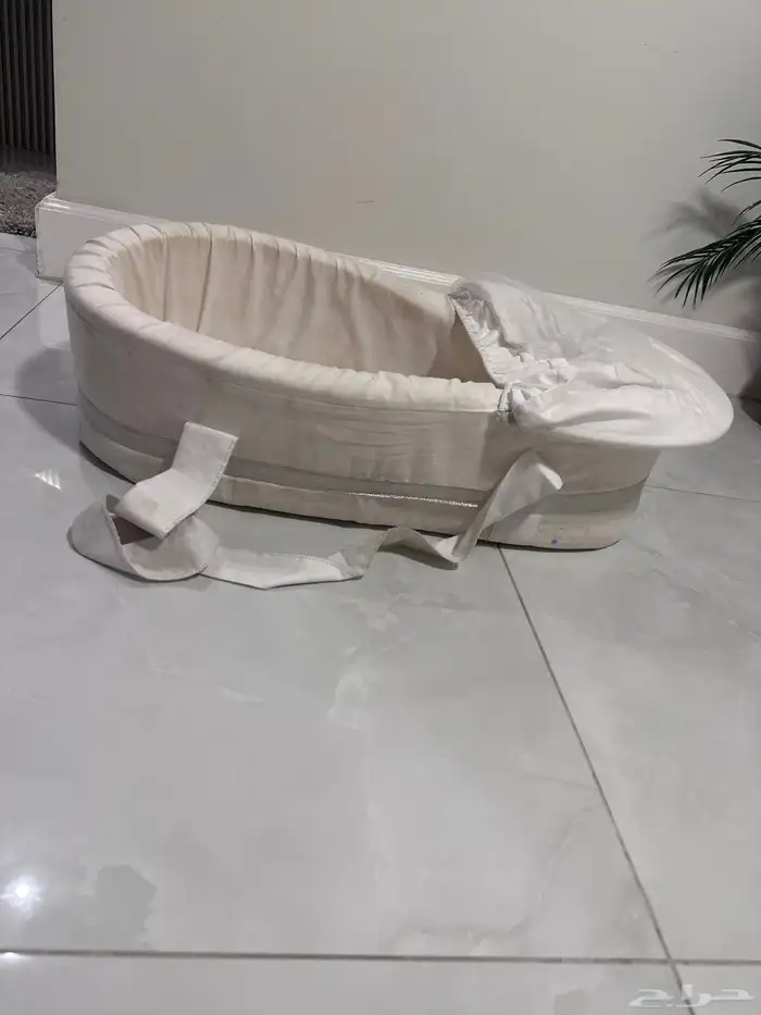 للبيع سرير رضع متنقل 0