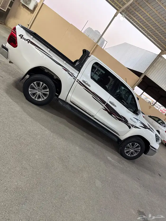 تويوتا هايلوكس غمارتين دبل اتوماتيك موديل 2022 7