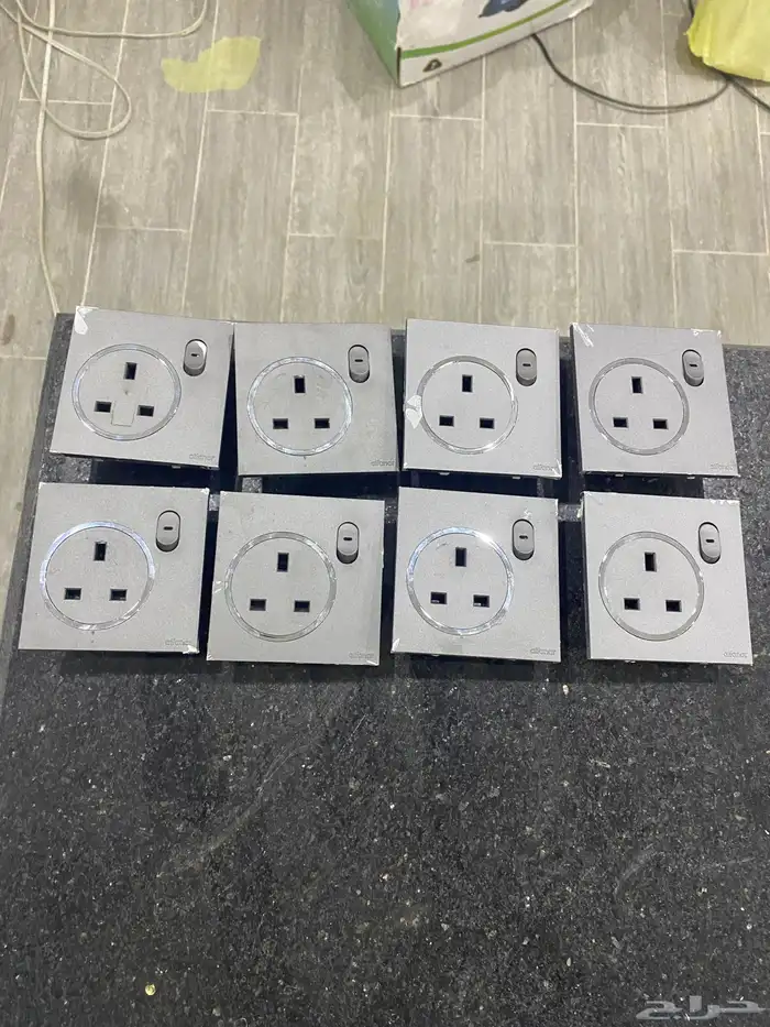 أفياش من شركة الفنار 1