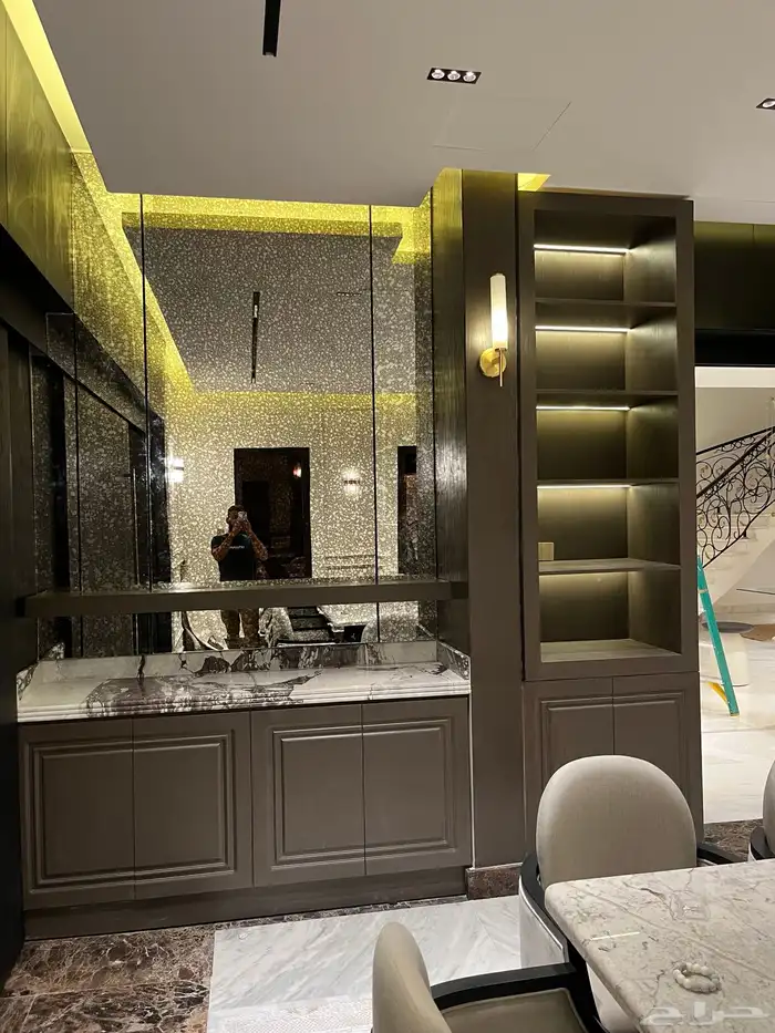 تفصيل خزائن وديكورات حسب الطلب 8