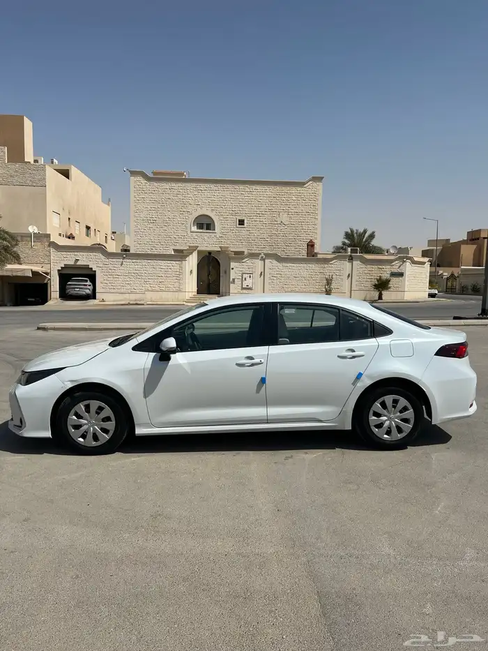 للبيع كورولا 2023 البدي والمحركات وكالة 5