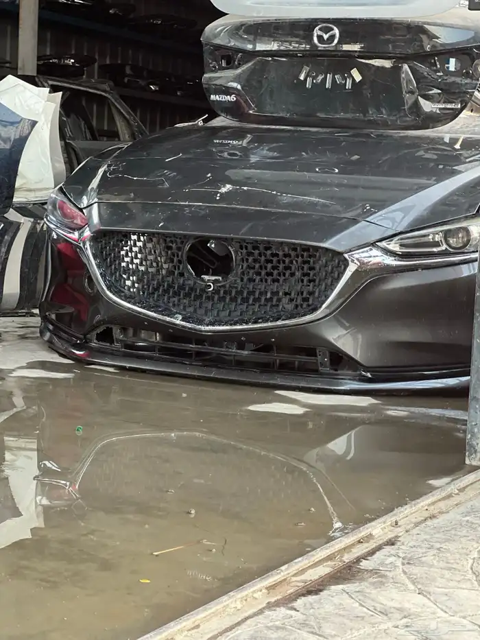 مازدا 6. cx9 cx5 .cx30. cx3 وكل ماتحتاجه المازدا ويوجد قطع 0