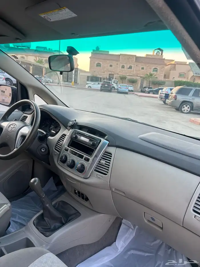 تويوتا انوفا 2014 طيس قير عادي ممشى قليل 8