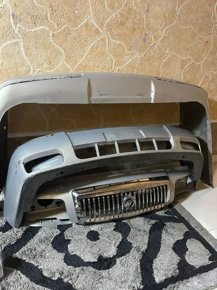 قطع منوعه فورد ماركيز 2