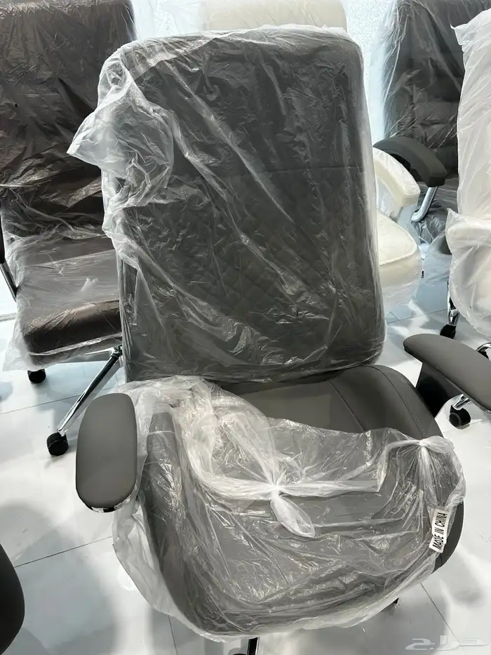 كراسي مكتبية شبكية  كرسي جلدي  كراسي انتظار متاحة 7