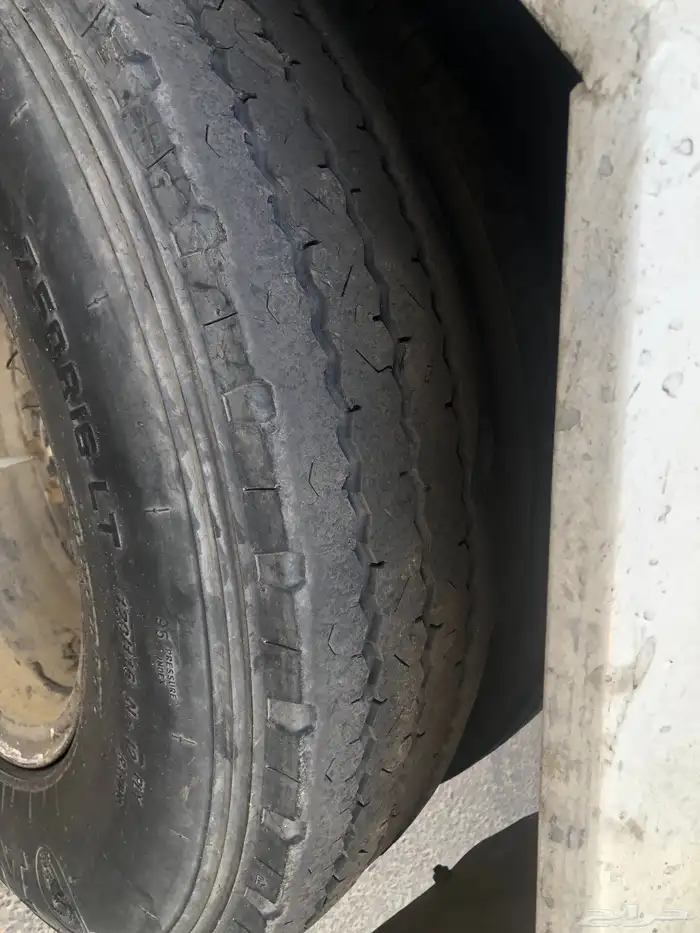 ايسيزو قلاب 3طن 22