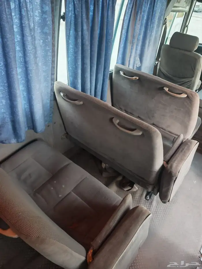 باص كوستر 30 راكب نظيف 28