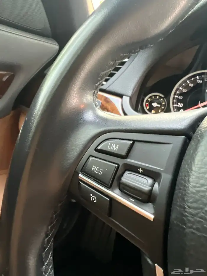 مخزن BMW 730LI الناغي 2015 مواصفات خاصة 75