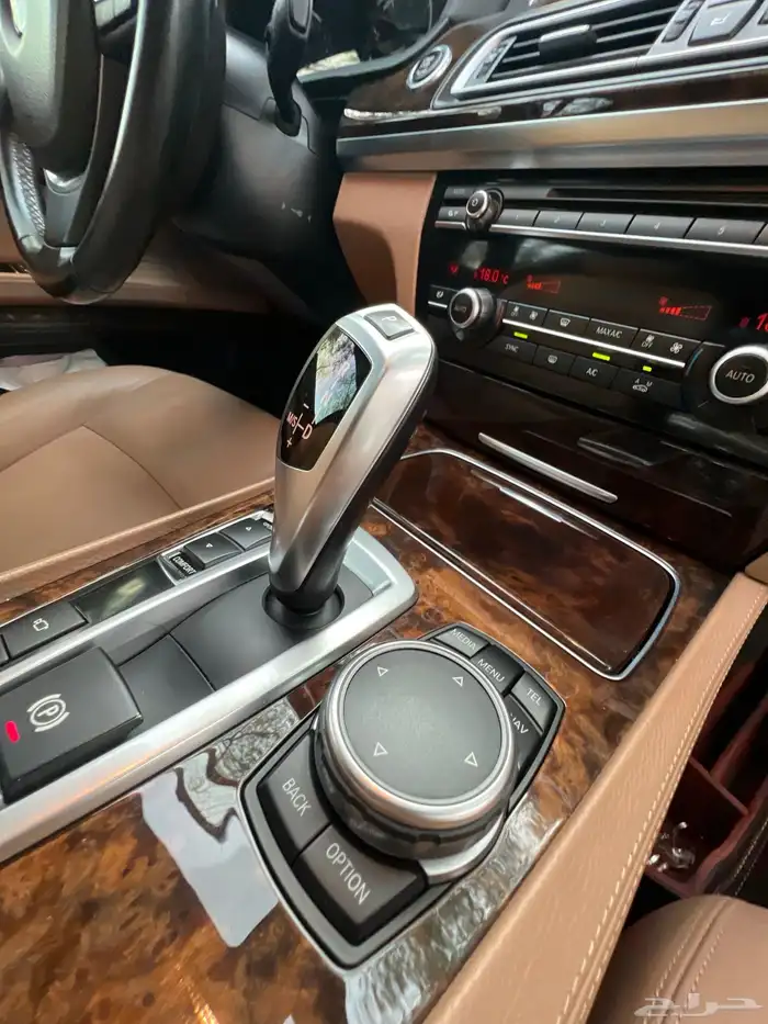 مخزن BMW 730LI الناغي 2015 مواصفات خاصة 73