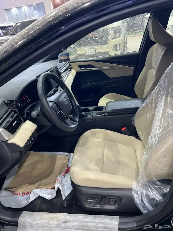 تويوتا كامري 2025 ستاندر سعودي اصفار صادر لوحات لون 7