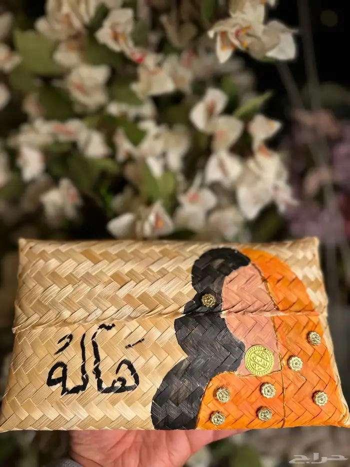 خطاط (كروت زواجات   نحت عطور   حرق خشب) 12